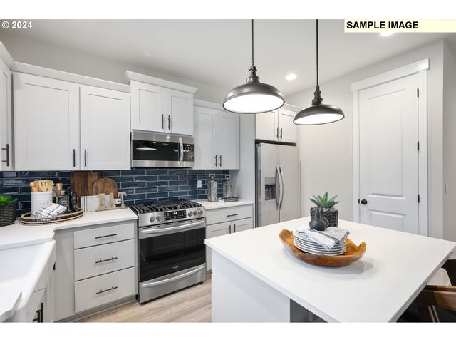 17318 Sw ATFALATI Ln Sw, Sherwood, OR 97140