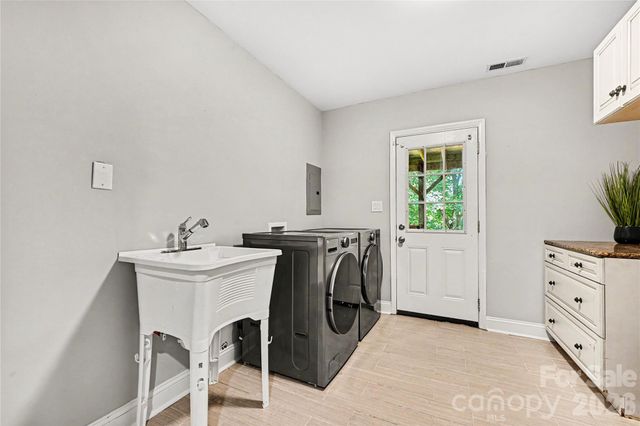 107 Condover Place, Charlotte, NC 28270