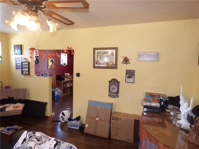 3420 Middletown Rd, Chartiers City, PA 15204