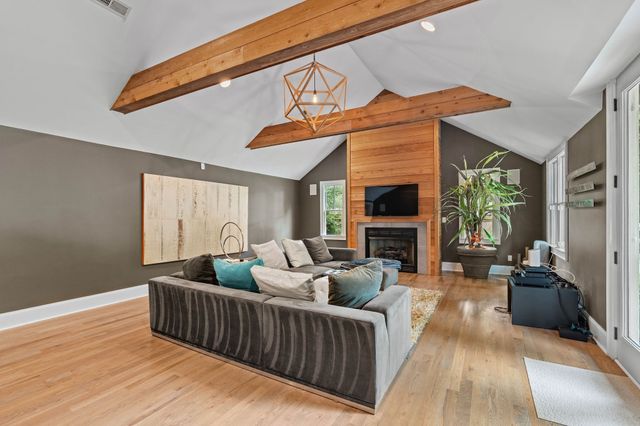 3907 Trimble Rd, Nashville, TN 37215