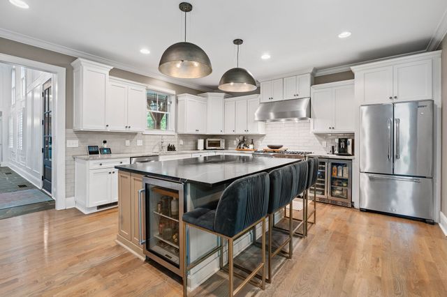 3907 Trimble Rd, Nashville, TN 37215