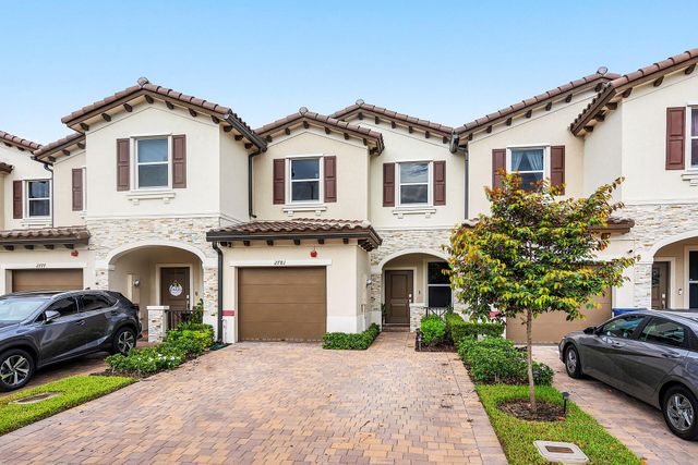 2781 NW 55th Way, Lauderhill, FL 33313