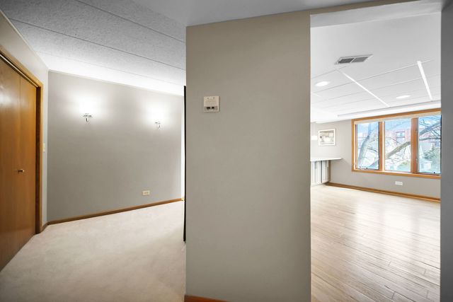 1389 Perry Street 203, Des Plaines, IL 60016