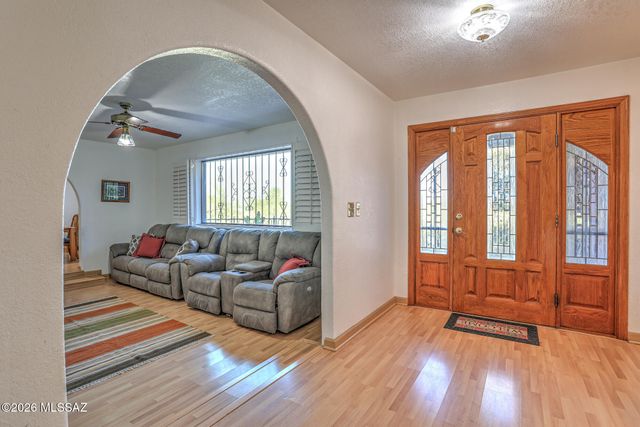 3050 W Calle De Dalias, Tucson, AZ 85745