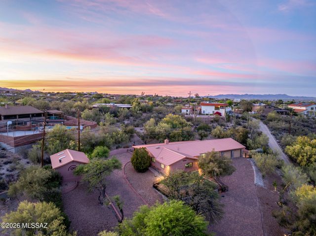 3050 W Calle De Dalias, Tucson, AZ 85745