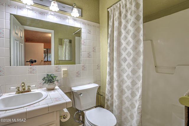 3050 W Calle De Dalias, Tucson, AZ 85745