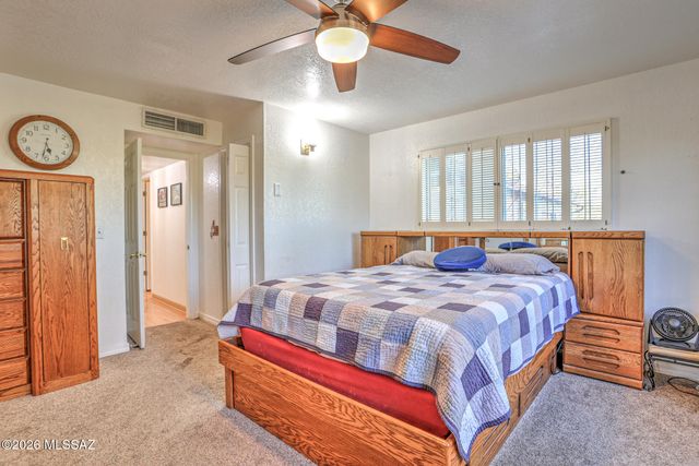 3050 W Calle De Dalias, Tucson, AZ 85745