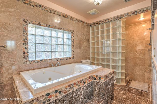 3050 W Calle De Dalias, Tucson, AZ 85745