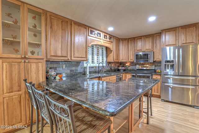 3050 W Calle De Dalias, Tucson, AZ 85745