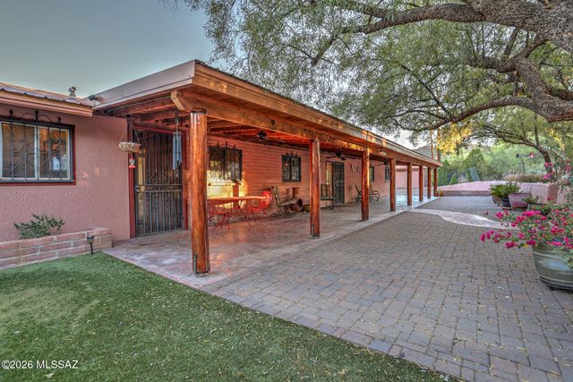 3050 W Calle De Dalias, Tucson, AZ 85745