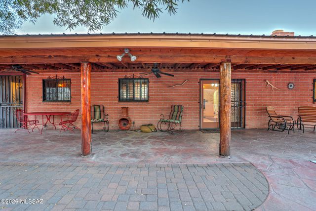 3050 W Calle De Dalias, Tucson, AZ 85745