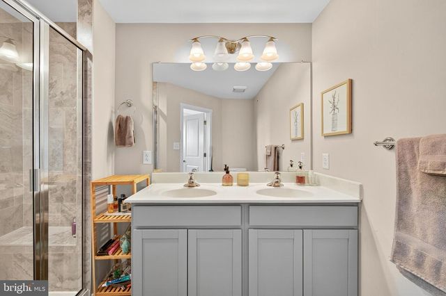 71 CARNES WAY, Martinsburg, WV 25403