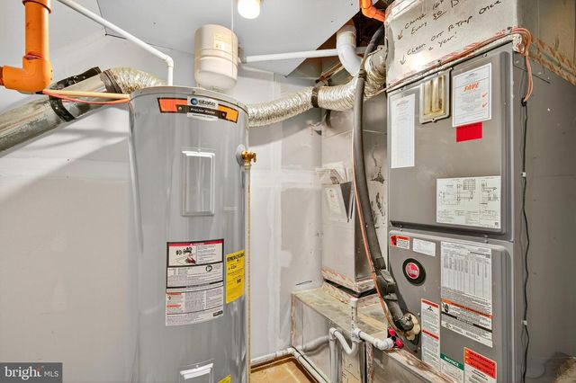 71 CARNES WAY, Martinsburg, WV 25403