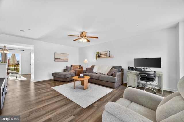 71 CARNES WAY, Martinsburg, WV 25403