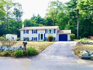 34 Priscilla Rd, Hopkinton, MA 01748