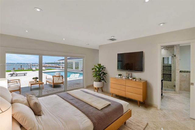 200 Harbor Dr, Key Biscayne, FL 33149