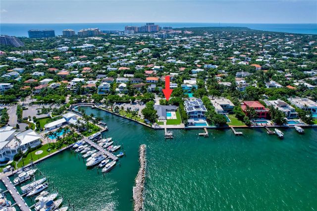 200 Harbor Dr, Key Biscayne, FL 33149