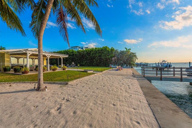 200 Harbor Dr, Key Biscayne, FL 33149