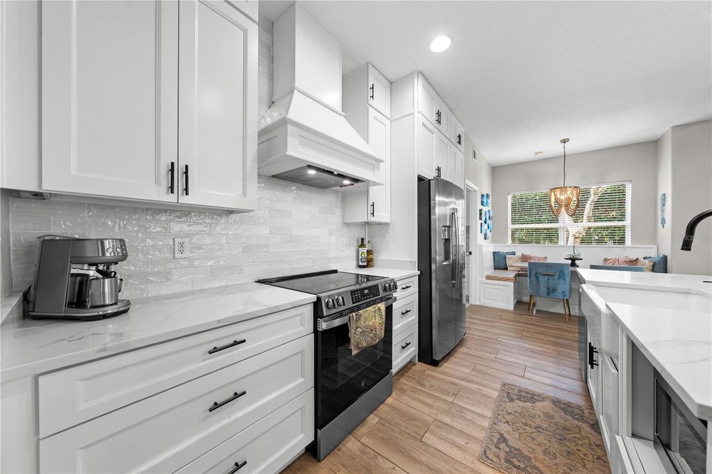 Image 28 of property listing at 14967 HAWKSMOOR RUN CIRCLE, Orlando, FL 32828