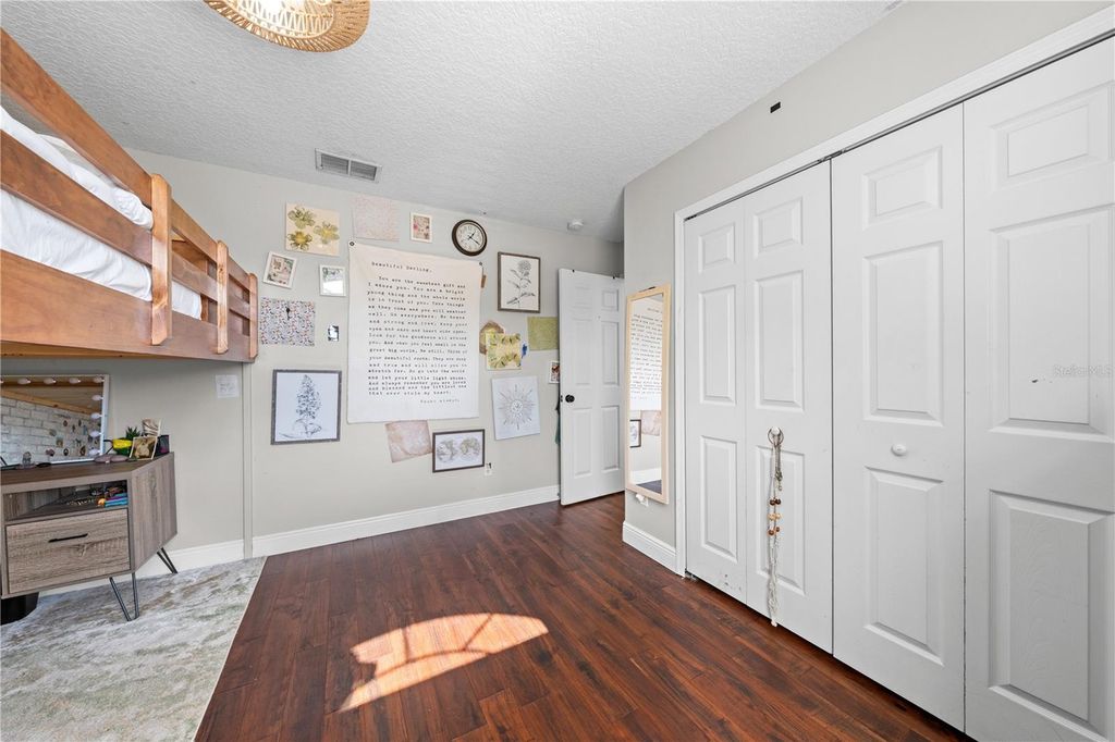 Image 40 of property listing at 14967 HAWKSMOOR RUN CIRCLE, Orlando, FL 32828