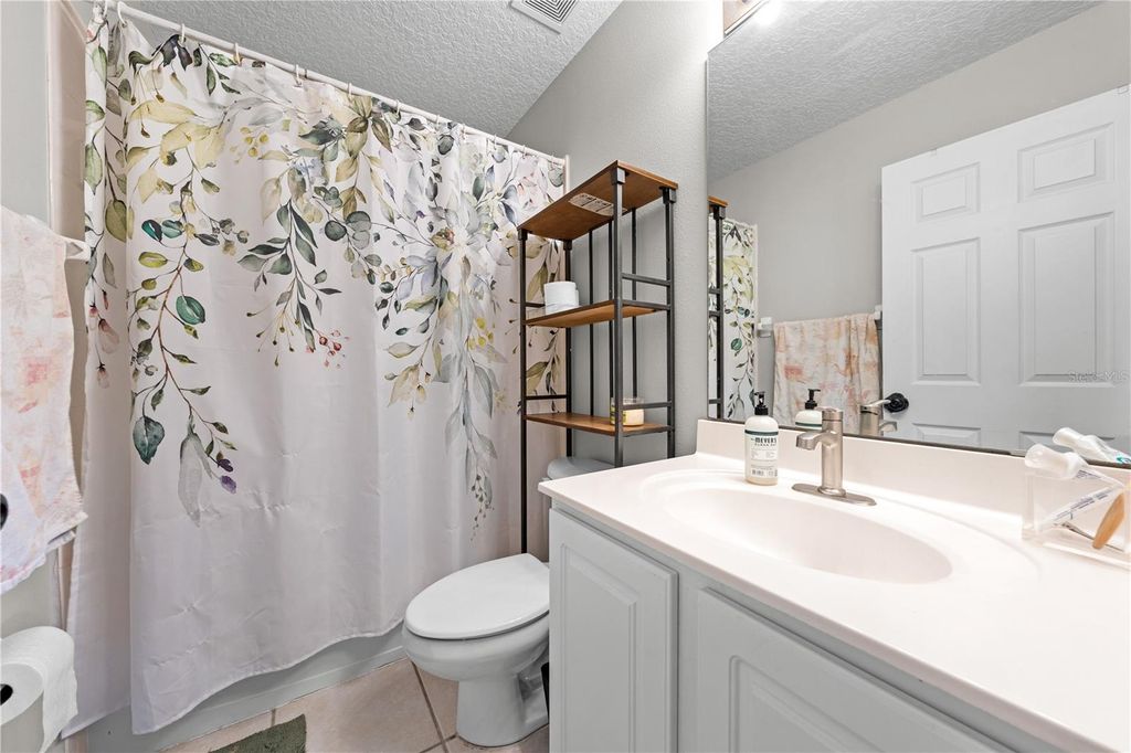 Image 42 of property listing at 14967 HAWKSMOOR RUN CIRCLE, Orlando, FL 32828