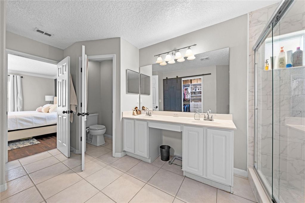 Image 49 of property listing at 14967 HAWKSMOOR RUN CIRCLE, Orlando, FL 32828