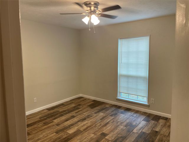 3916 Longmeadow Way, Fort Worth, TX 76133
