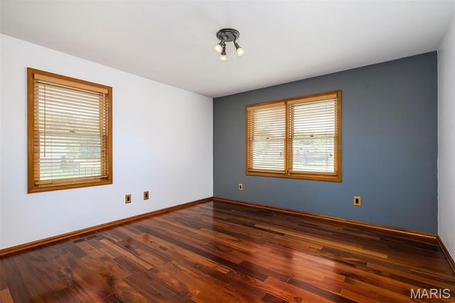 2434 Shady Drive, Arnold, MO 63010