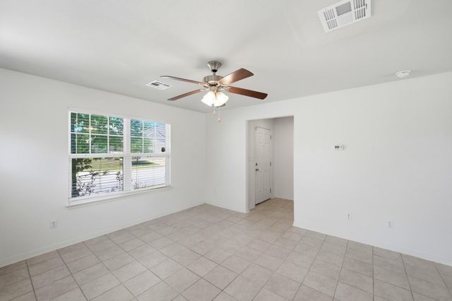 714 Stampede RD, San Marcos, TX 78666