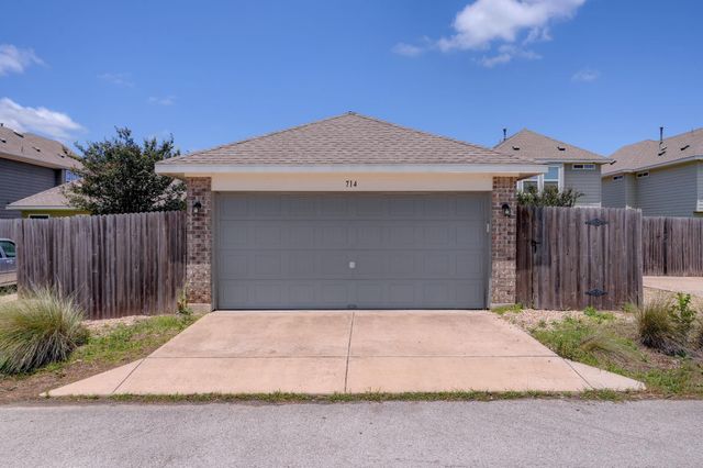 714 Stampede RD, San Marcos, TX 78666