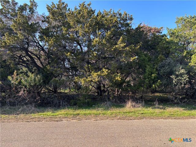 30 S Sherwood Drive, Belton, TX 76513