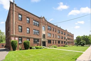 6 Highland Street C1, West Hartford, CT 06119