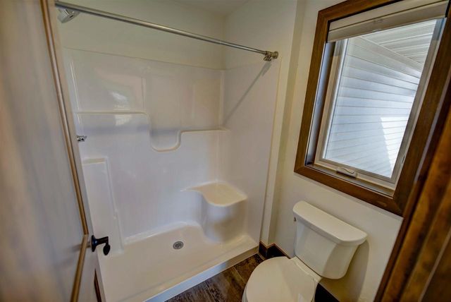 1594 SAGE CROSSING, Oshkosh, WI 54904