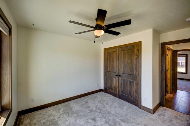 1594 SAGE CROSSING, Oshkosh, WI 54904