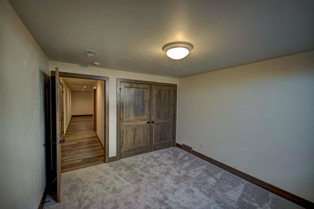 1594 SAGE CROSSING, Oshkosh, WI 54904