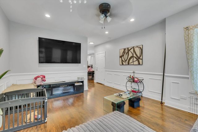 7807 S Evans Avenue, Chicago, IL 60619
