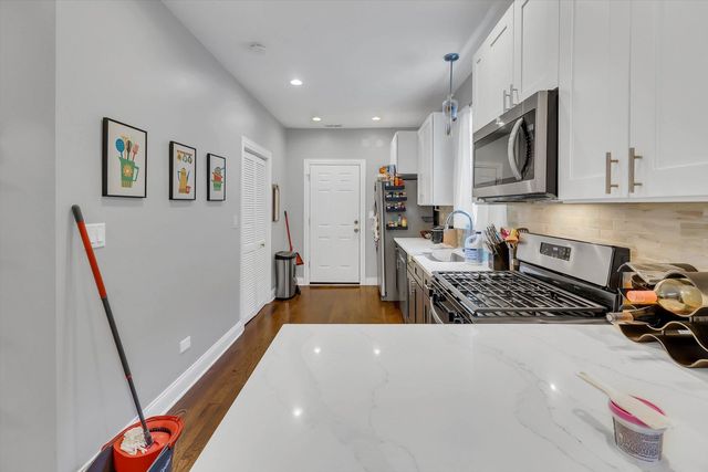 7807 S Evans Avenue, Chicago, IL 60619