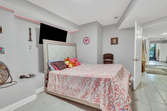 7807 S Evans Avenue, Chicago, IL 60619