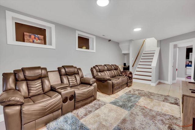 7807 S Evans Avenue, Chicago, IL 60619