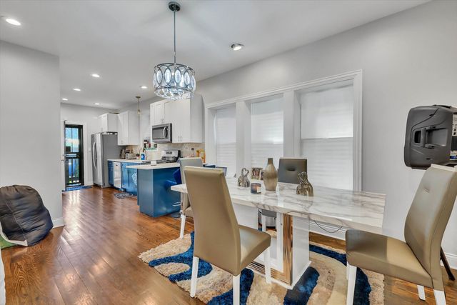7807 S Evans Avenue, Chicago, IL 60619