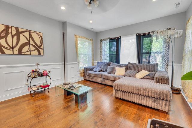 7807 S Evans Avenue, Chicago, IL 60619