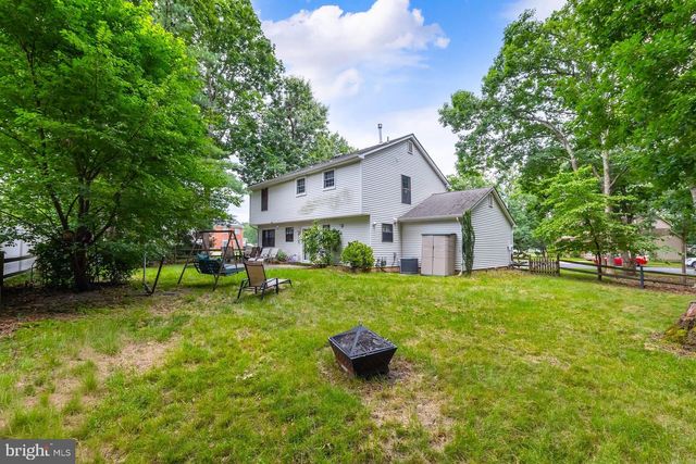 18 INNSBRUCK DR, Sicklerville, NJ 08081