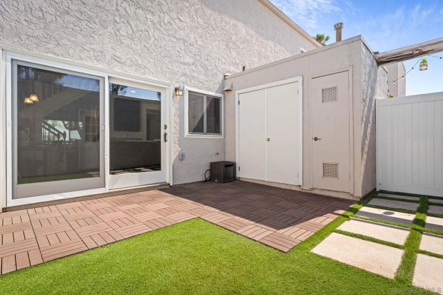 9404 Carlton Oaks Dr D, Santee, CA 92071