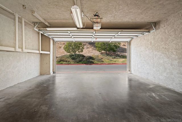 9404 Carlton Oaks Dr D, Santee, CA 92071