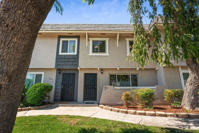 9404 Carlton Oaks Dr D, Santee, CA 92071