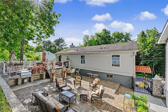 Crocus Drive, Smithfield Twp, PA 18301