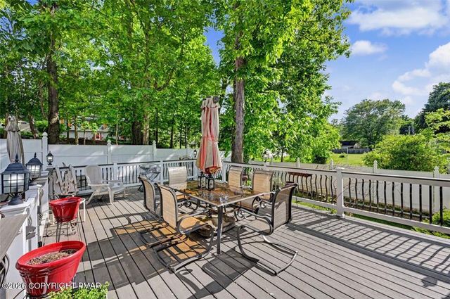 Crocus Drive, Smithfield Twp, PA 18301