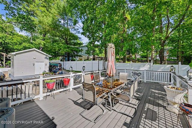 Crocus Drive, Smithfield Twp, PA 18301