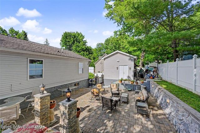 Crocus Drive, Smithfield Twp, PA 18301