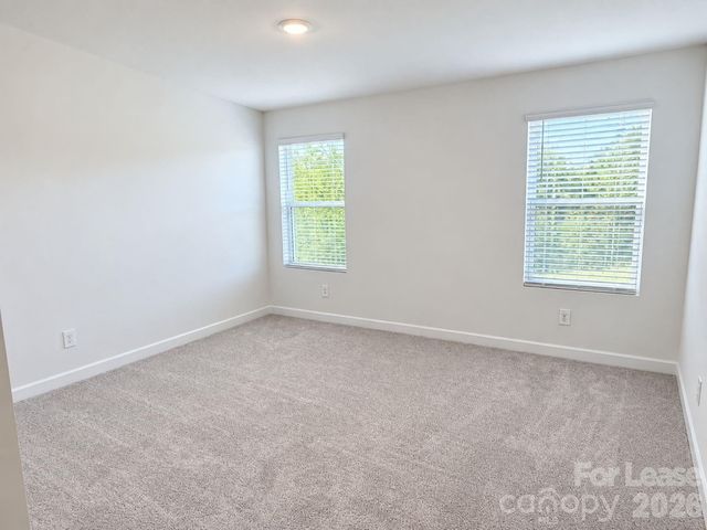 9024 Foggy Brook Loop, Charlotte, NC 28216